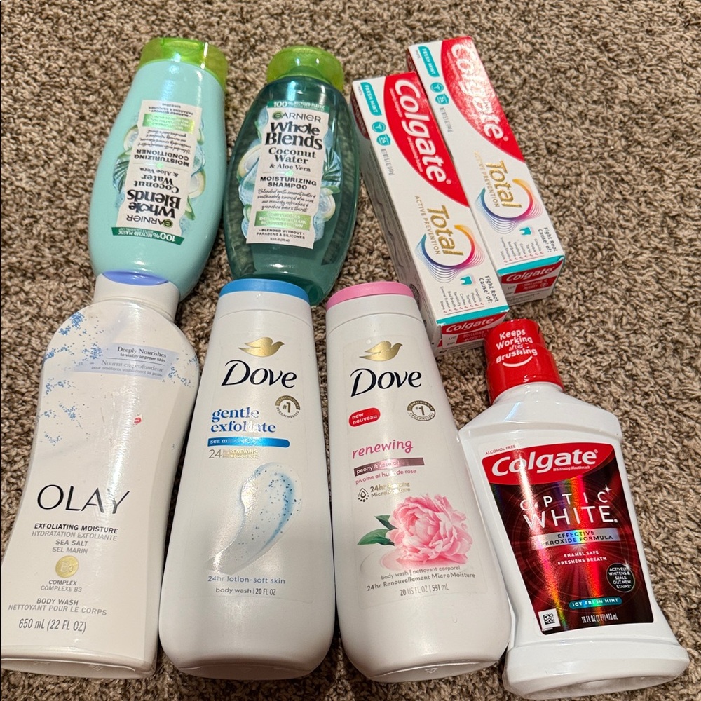 Dove and Colgate Personal Care Set